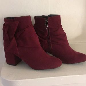 Market & Spruce Booties